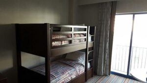 Image of the bunkbeds in the hotel room